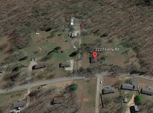 2227 Ferry Rd, Clarksville, TN 37040