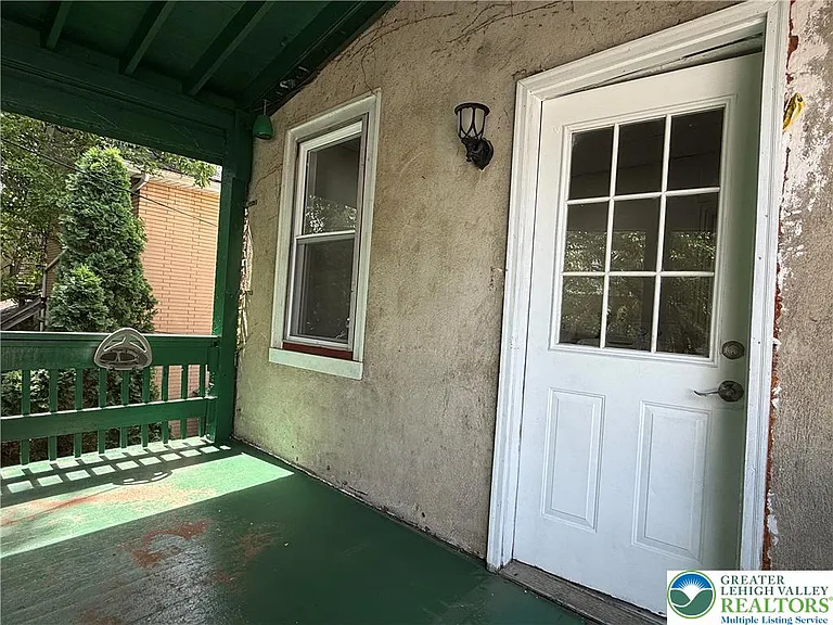 423 Front St #2 — Photo 23