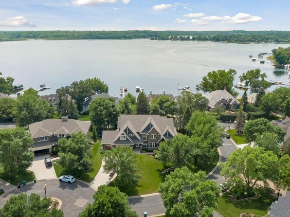 6443 Landings Ct, Excelsior, MN 55331