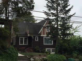 2911 NE 65th St, Seattle, WA 98115