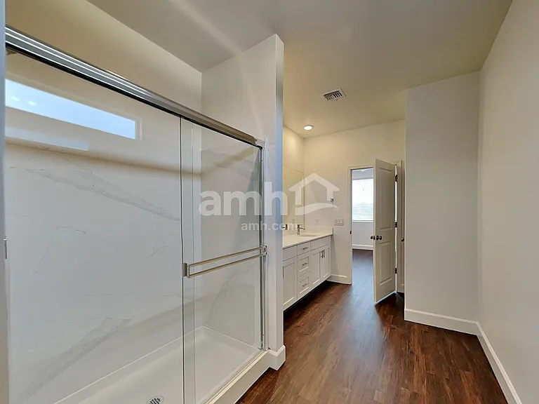 17165 W Lawrence Ln — Photo 10