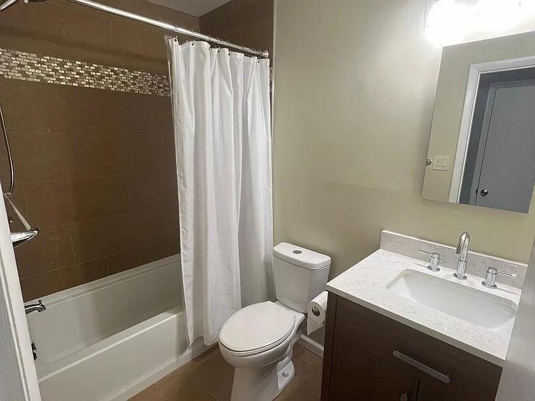 135 Raleigh St — Photo 12