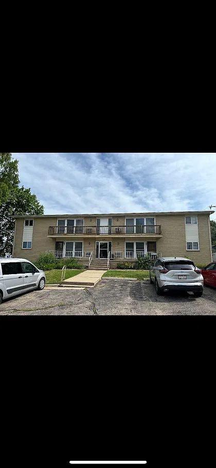 420 Farnham Street - E — Photo 1