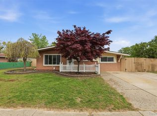 245 Darwin St, Westland, MI 48186
