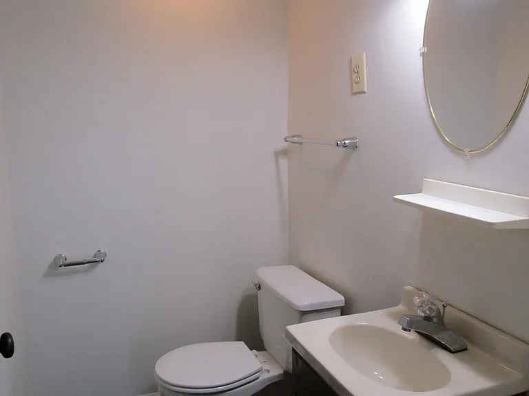 165 Gibbs St #2 — Photo 9