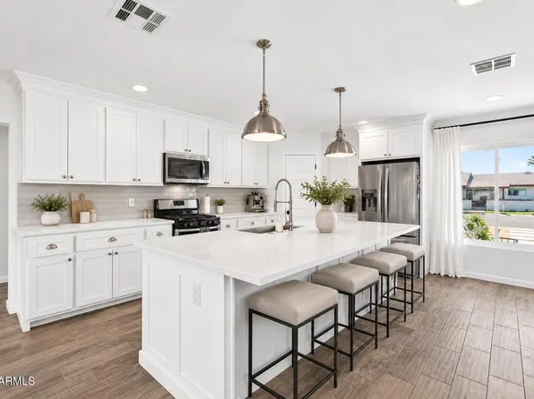4622 E VIRGINIA Avenue, Phoenix, AZ 85008