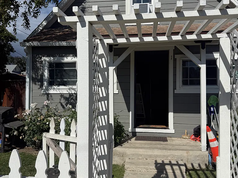 133 N Olive St #1 — Photo 2
