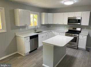 7972 Catherine Ave, Pasadena, MD 21122
