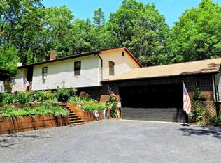 1132 Little Twig Rd, Effort, PA 18330