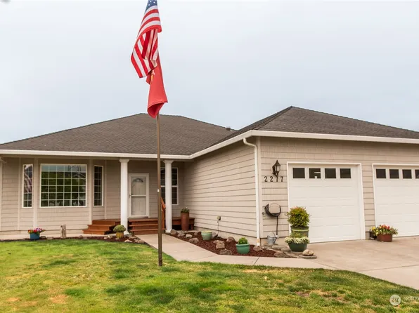 2277 Nicola Lane, Longview, WA 98632
