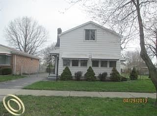3rd image of 4469 Mayfair St