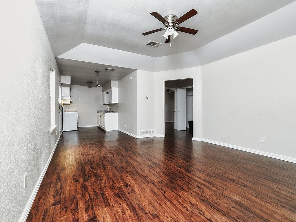 1st image of 1433 W Hammond St #1433