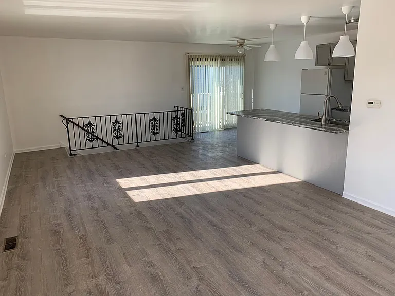 858 Inverrary Ln #D-2 — Photo 17