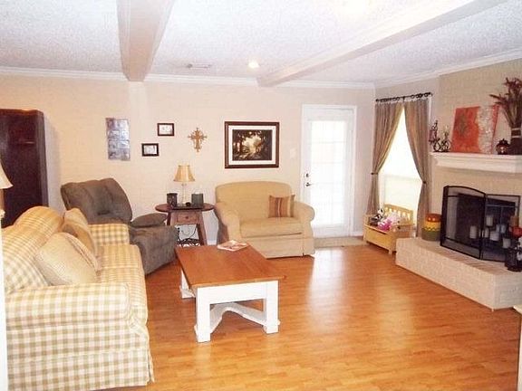 5th image of 106 Driftwood Dr