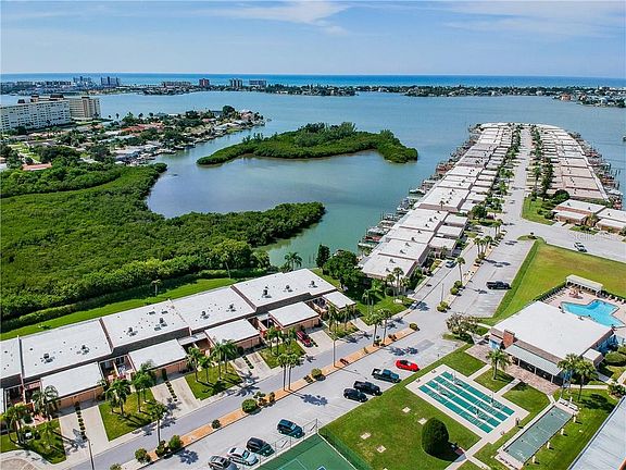 3rd image of 186 Boca Ciega Point Blvd S #186