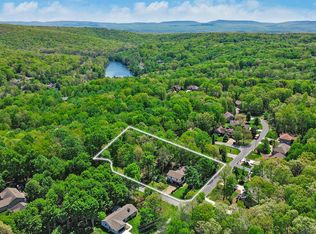 14 Ridge Crest Cir, Crossville, TN 38558