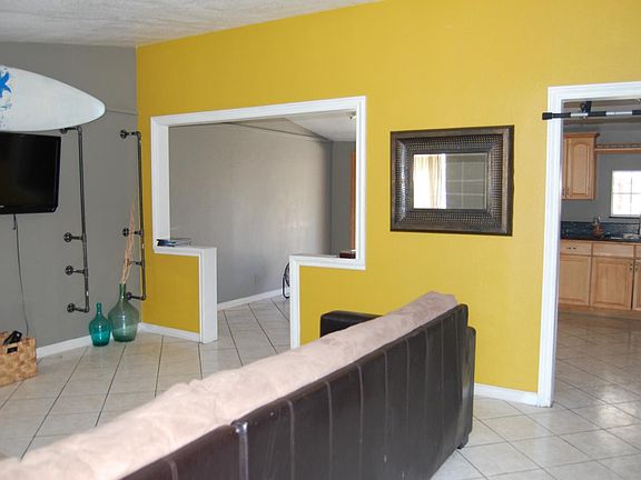 4th image of 1744 Cathay Dr