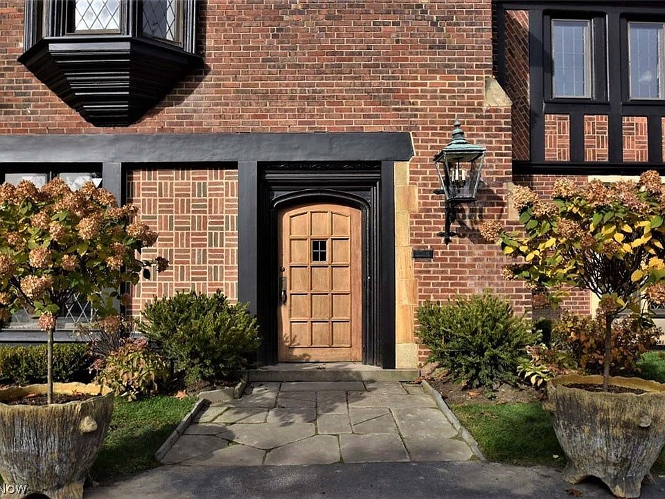 20849 Shaker Blvd, Shaker Heights, OH 44122 Zillow