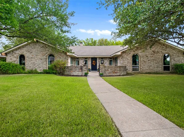 402 Coachlight Trl, Rockwall, TX 75087