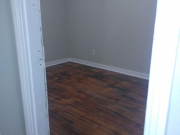 4th image of 2209 McGown Ave