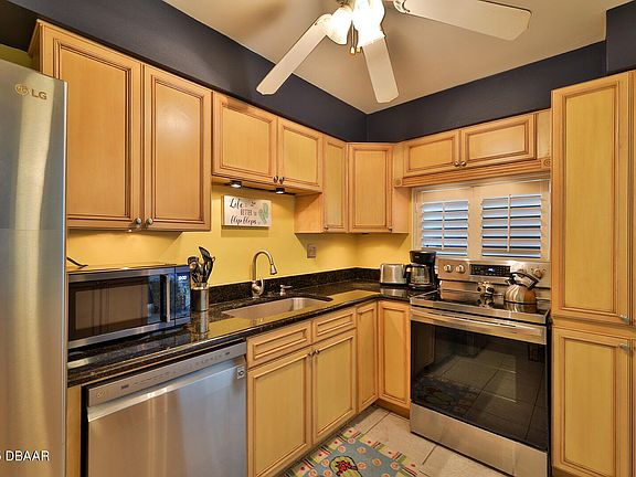 4th image of 2800 N Atlantic Ave APT 116