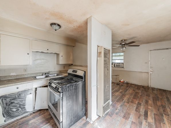 arlington-texas-28925889 picture