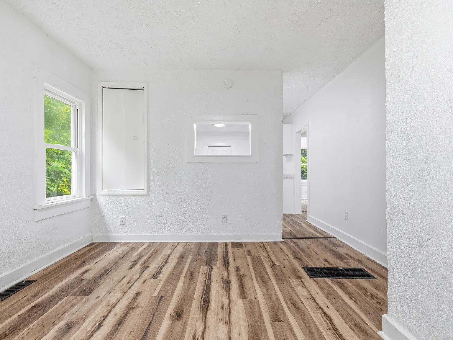 3 bed, 1596 sqft, $1,325 — Photo 1
