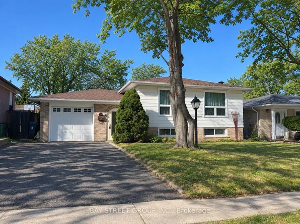22 Wardencourt Dr #Basement, Toronto, ON M1T 2H3