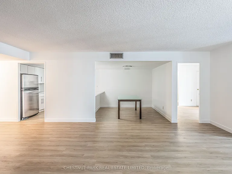 30 Wellington St E #1006 — Photo 16