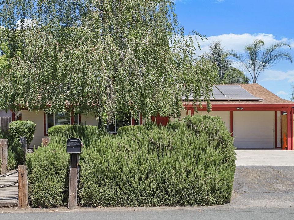 1st image of 4627 Balsam Dr