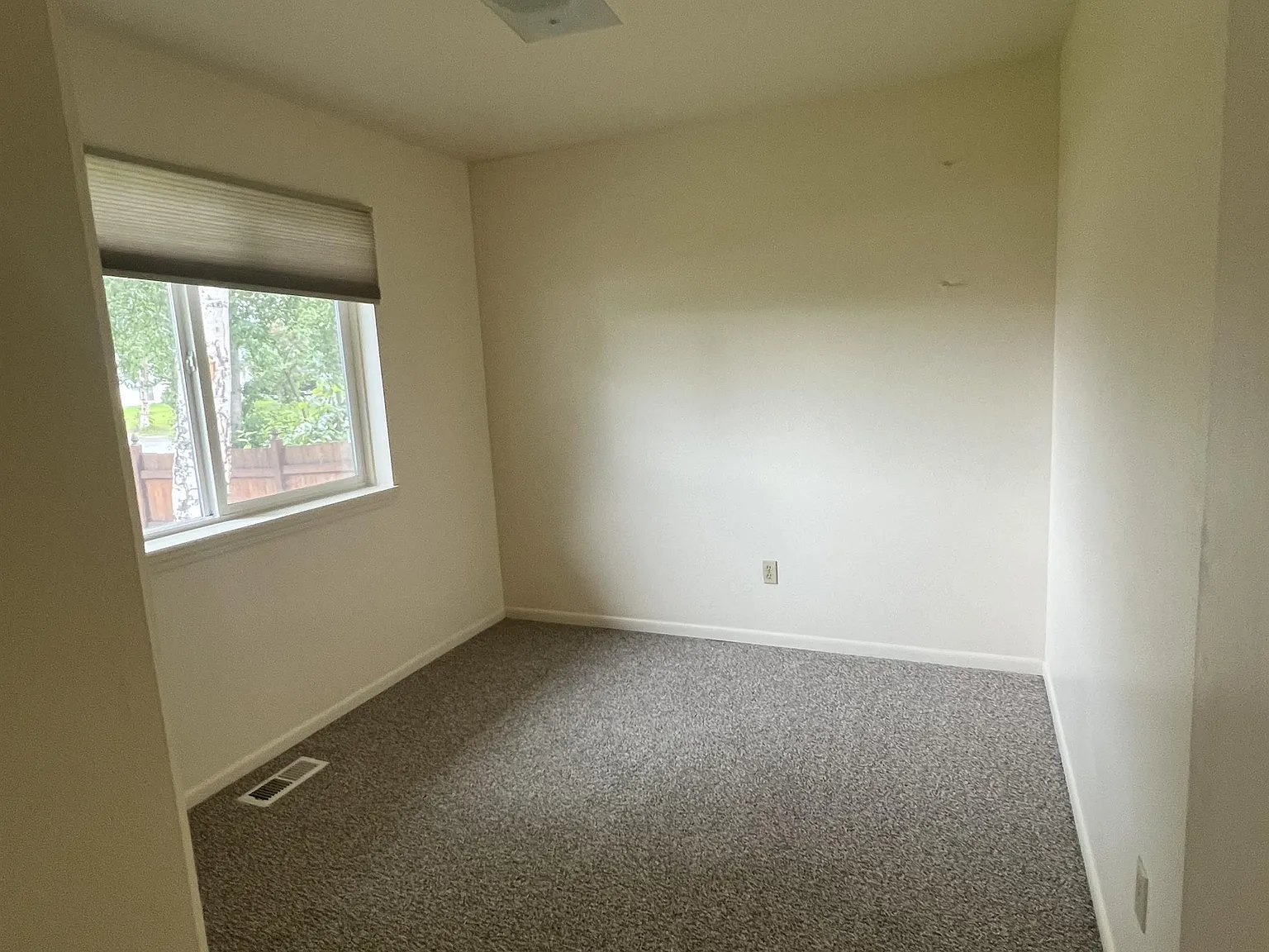 617 W Fern Ave - 1 — Photo 4