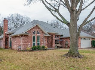 313 Eastwood Dr, Keller, TX 76248