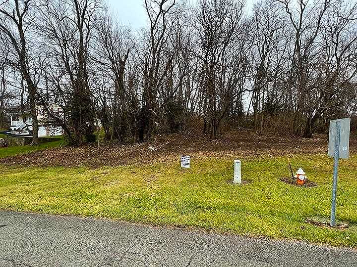 2nd image of LOT 9 Major Dr