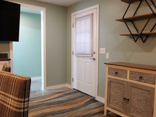 21 Warren Point Rd #21A, Wareham, MA 02571