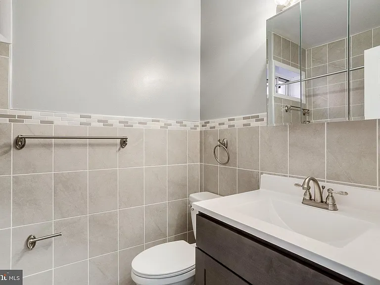 606 Q St NW — Photo 25