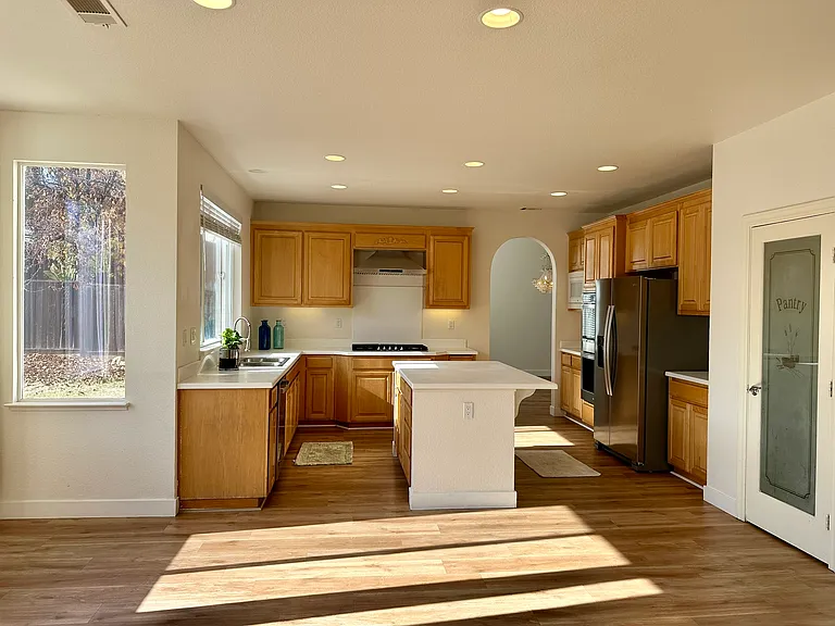 Mokelumne Dr — Photo 8