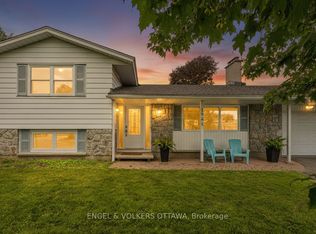 1941 Conrad Ave, Ottawa, ON K1H6V7