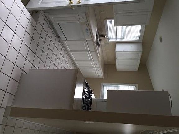 2nd image of 30783 Brush St
