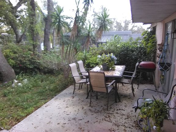 3rd image of 2717 Burton Ln
