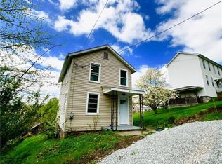 603 N Penn St, Penn, PA 15675