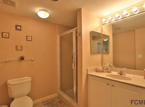5th image of 80 Surfview Dr APT 617