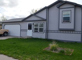 2402 Rooks Ave, Cheyenne, WY 82007