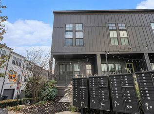 903 Brees Ct, Atlanta, GA 30318