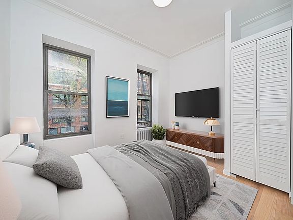 4th image of 436 E 76th St APT 6