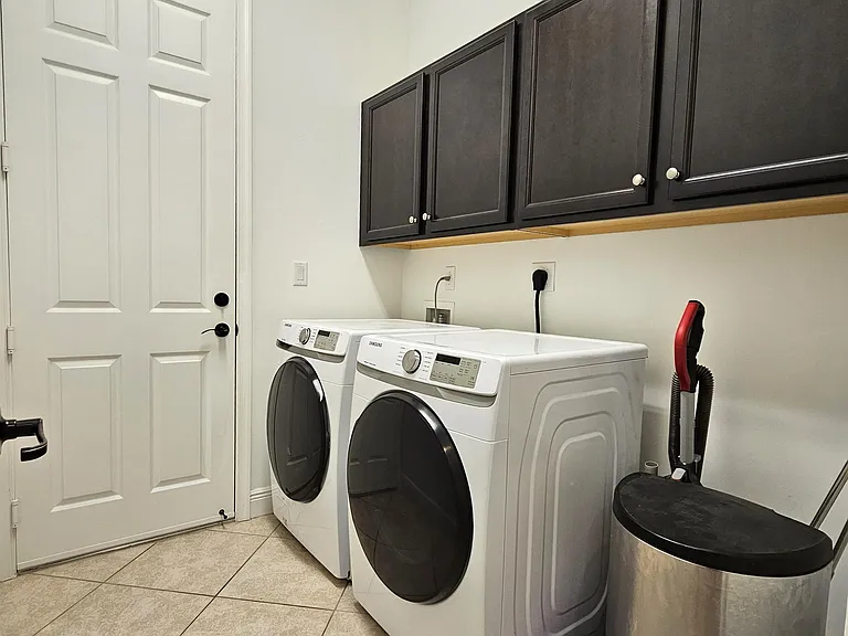 5253 Messina St — Photo 30