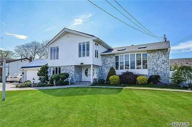 1st image of 114 Harborview Drive