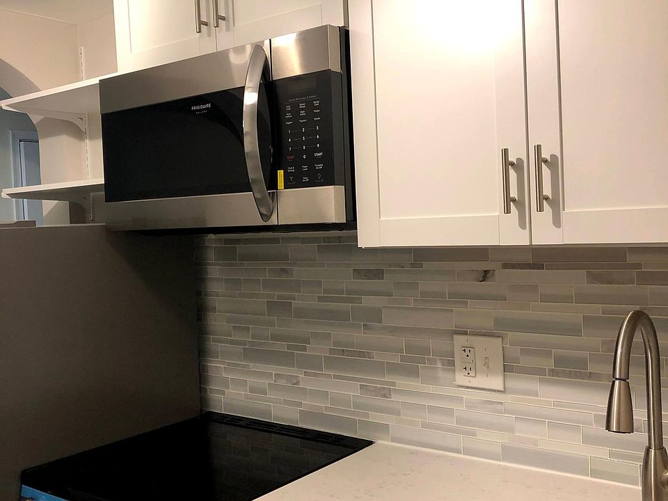 1st image of 1119 King St APT 2