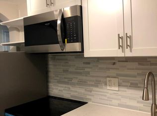 1119 King St APT 2, Alexandria, VA 22314