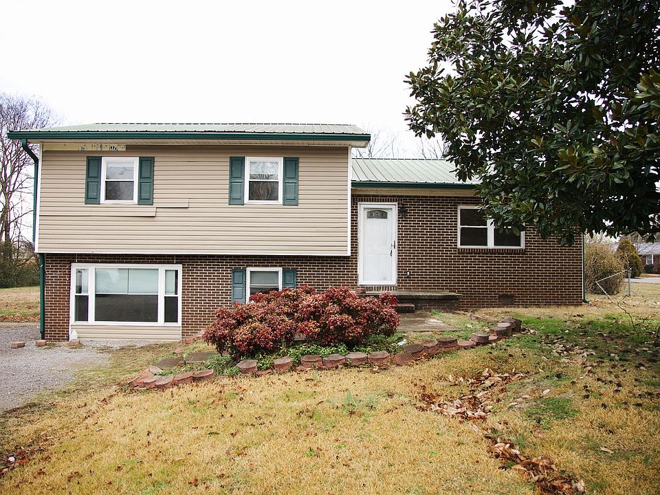1st image of 2720 Lilac Dr NW
