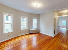 52 Sumner St